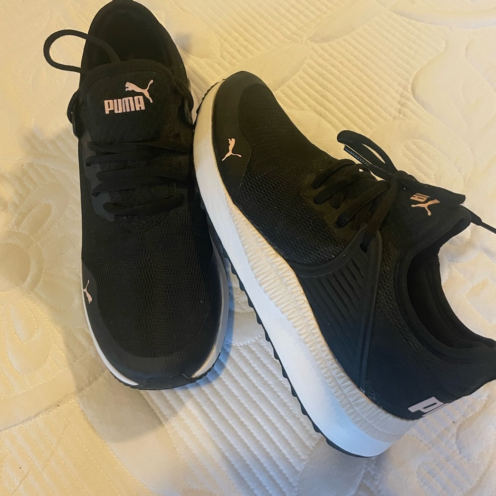 Puma Black and White Athletic Shoes